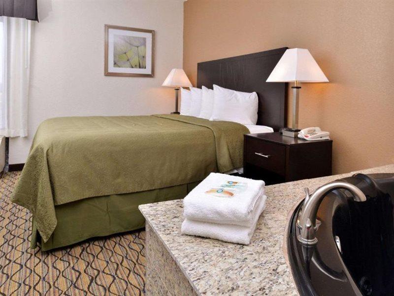 Quality Inn & Suites Matteson Near I-57 Luaran gambar