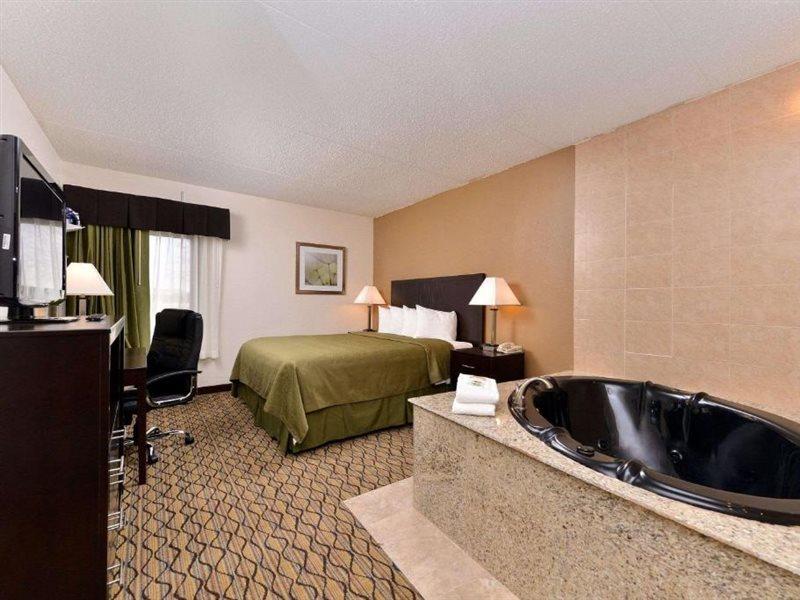 Quality Inn & Suites Matteson Near I-57 Luaran gambar