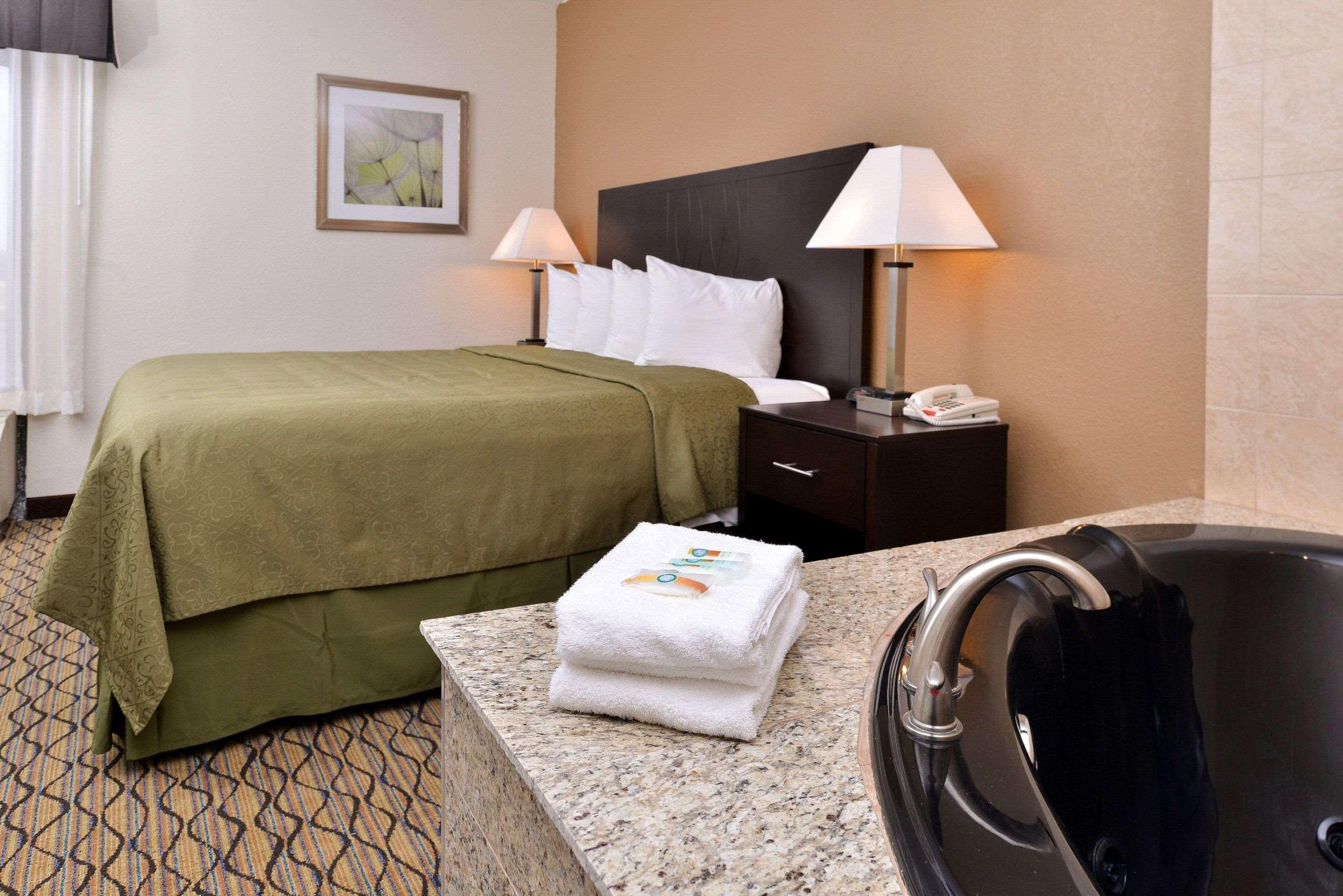 Quality Inn & Suites Matteson Near I-57 Luaran gambar