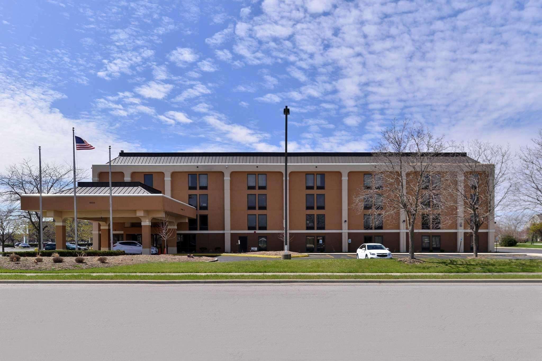 Quality Inn & Suites Matteson Near I-57 Luaran gambar