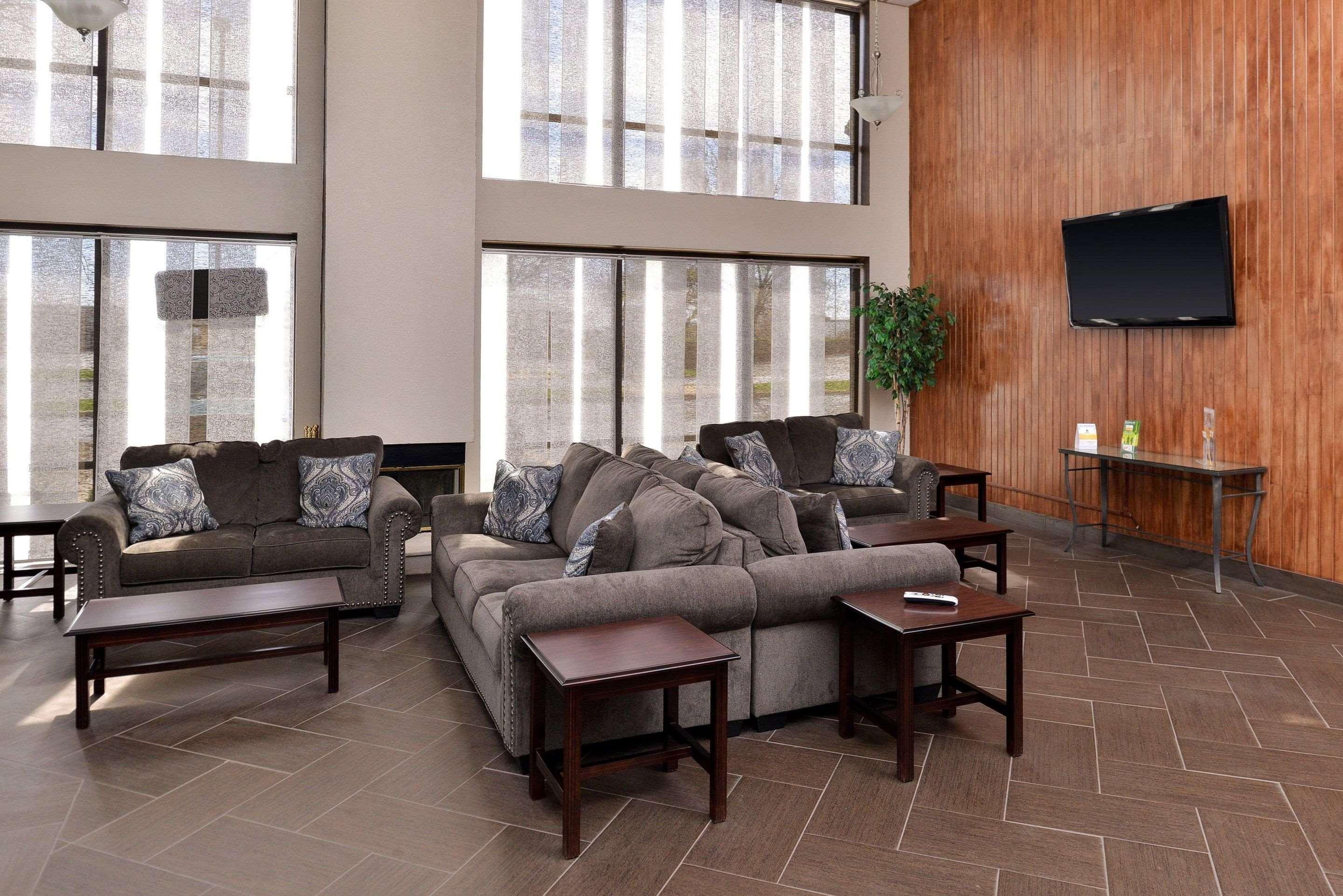 Quality Inn & Suites Matteson Near I-57 Luaran gambar