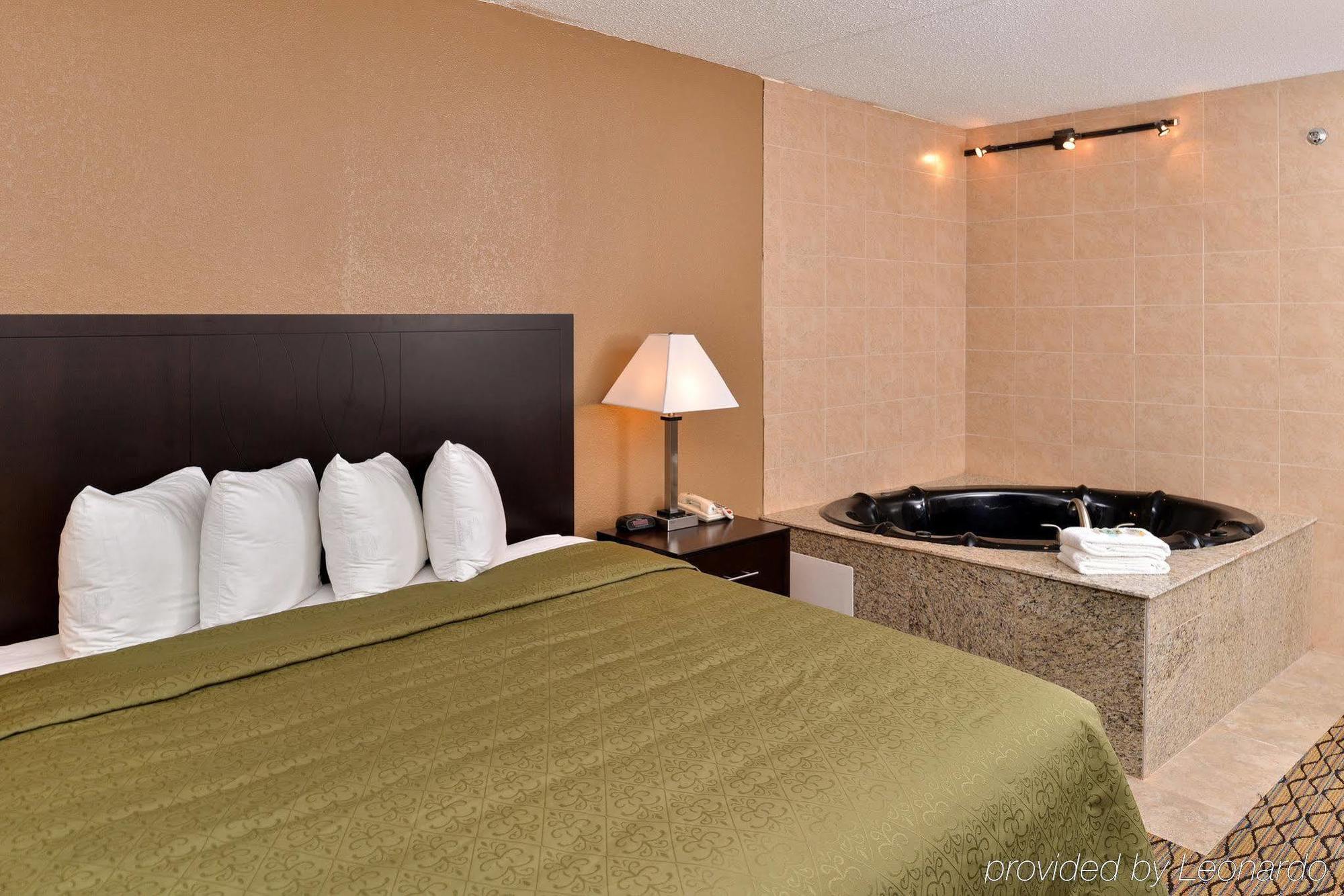 Quality Inn & Suites Matteson Near I-57 Luaran gambar